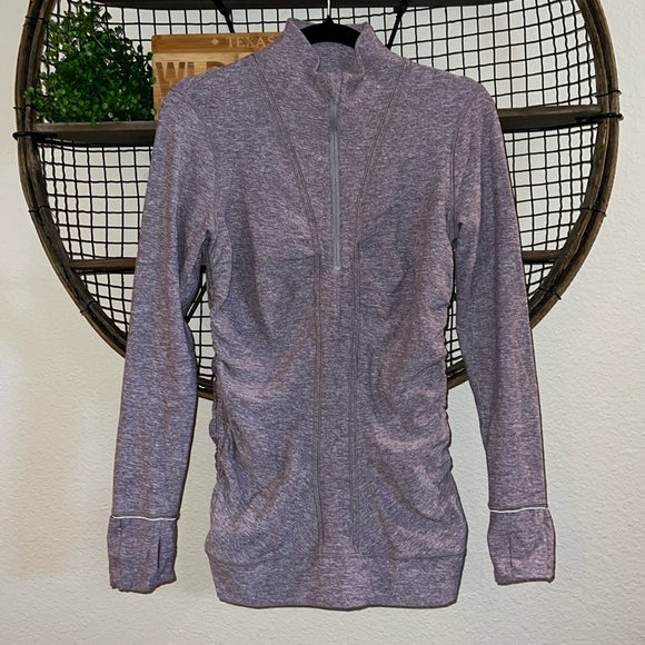 Lululemon Cypress Kiss 1/2 Zip Size 8 EUC $98 - Picture 2 of 15